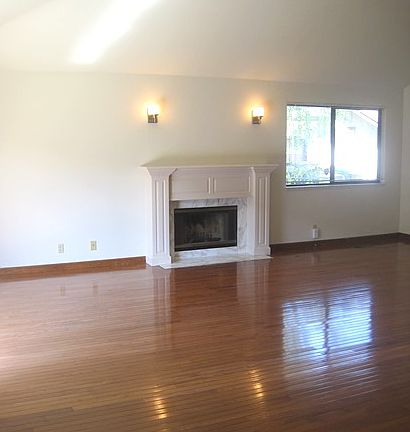 3rd image of 1245 Oak Ave