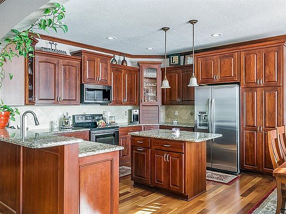3rd image of 4407 NW 5th St
