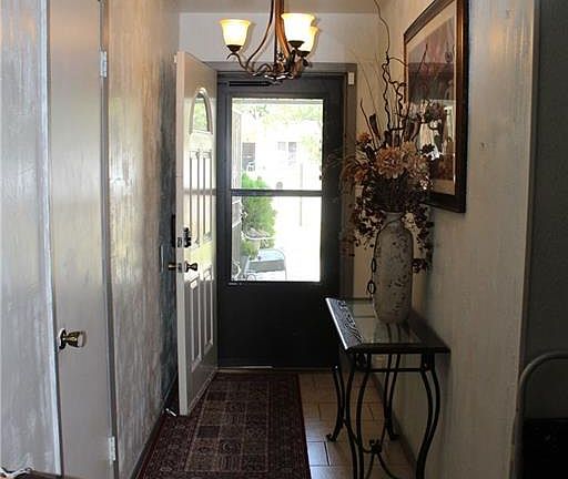 3rd image of 112 Margarita Dr