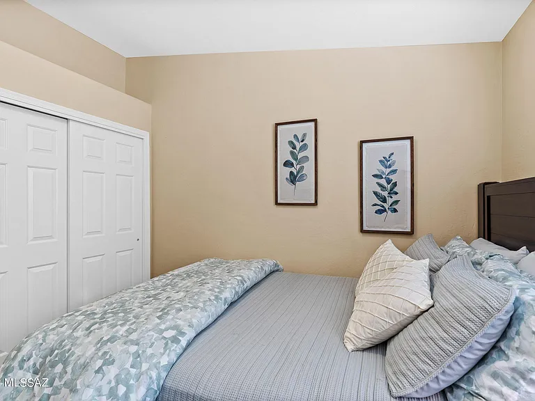 4906 N Sabino Gulch Ct — Photo 20