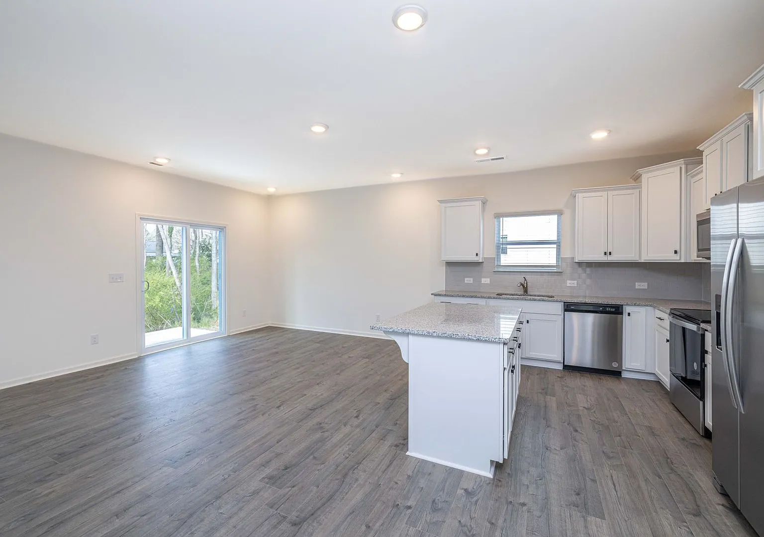 Beautiful 4 Bedroom Home Piedmont School District - Move In Ready — Photo 4