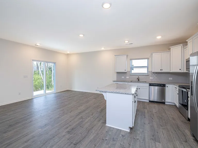 724 Scotch Meadows Loop — Photo 4