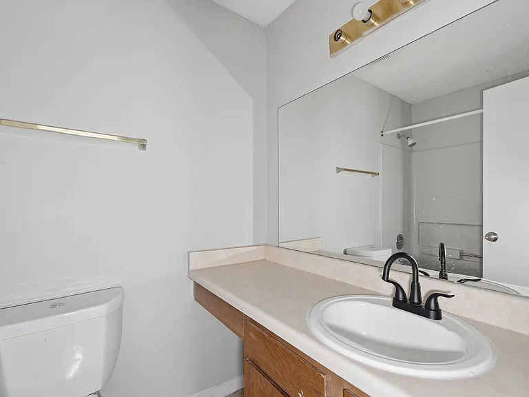 The Bartlett — Photo 8