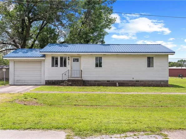 203 & 207 W Market St, Sheldon, MO 64784