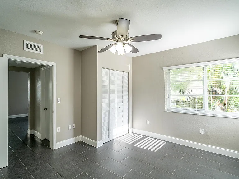 1007 Bay Dr #104 — Photo 20