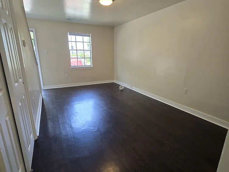 419 W Duval St #A — Photo 4