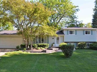 7122 Bellevue Dr, Mount Pleasant, MI 48858