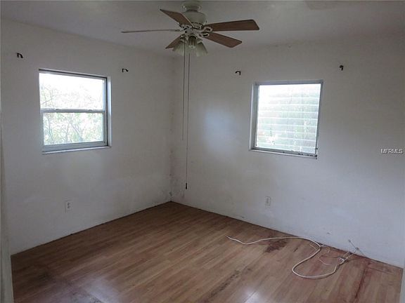 5th image of 720 Edenville Ave