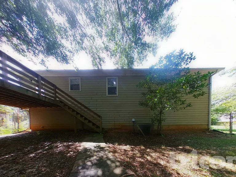 237 Sweetwater Pkwy — Photo 15