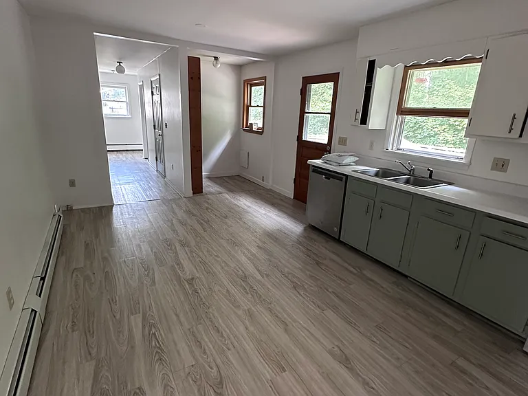 367 Belwood Ave #2 — Photo 12