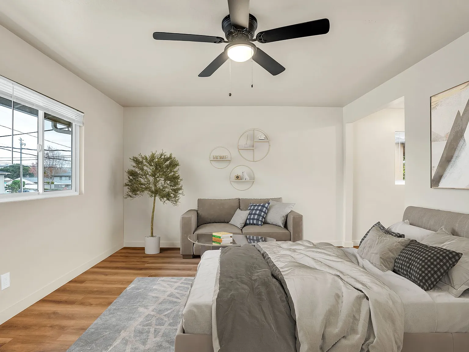 Studio, 360 sqft, $1,625 — Photo 1