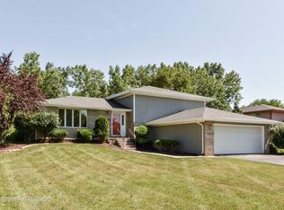 4212 Charleston Rd, Richton Park, IL 60443