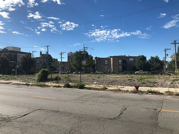 2nd image of 700 S Kedzie Ave