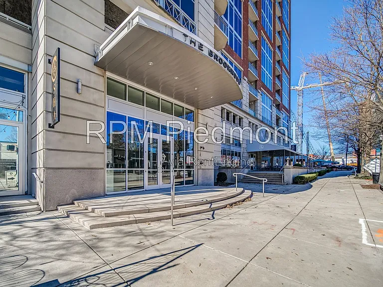 1820 Peachtree Rd #911 — Photo 7