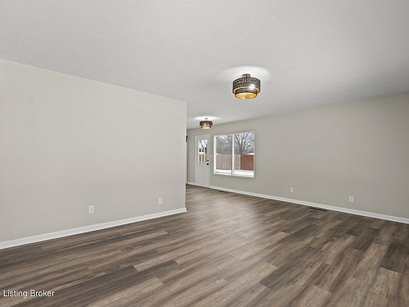 5th image of 9935 Appollo Ct