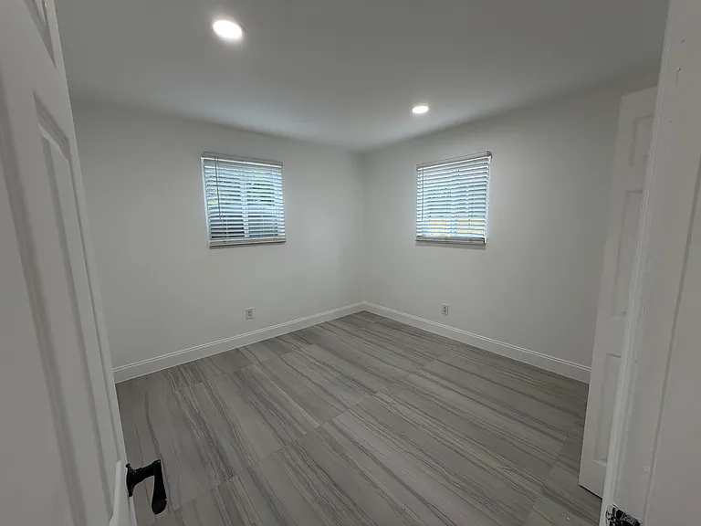 9805 Marlin Rd — Photo 9