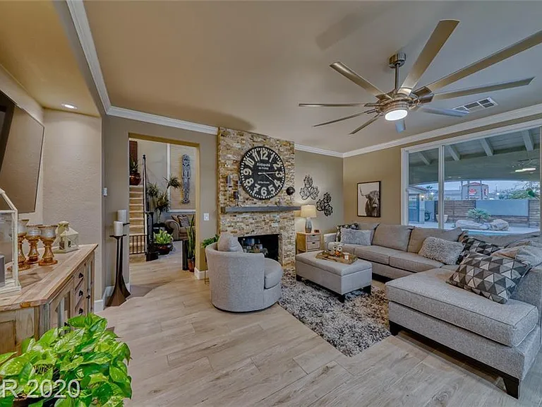 2535 Holman Cir — Photo 21