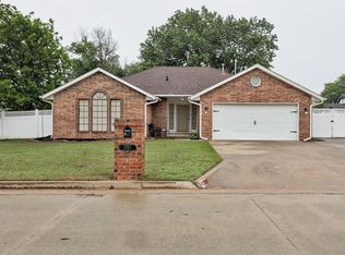 2707 Northridge Rd, Shawnee, OK 74804