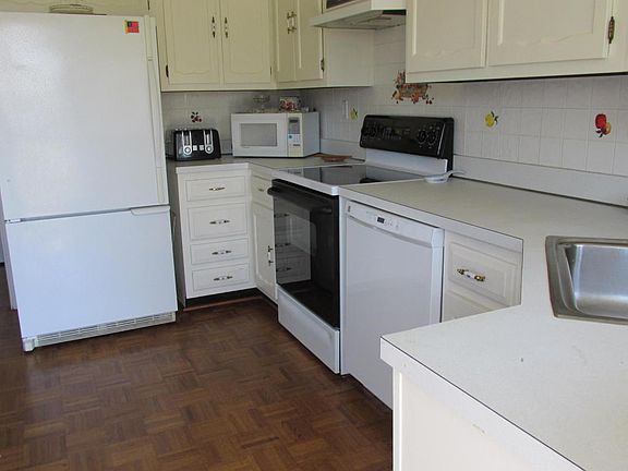 4th image of 961A Argyll Cir