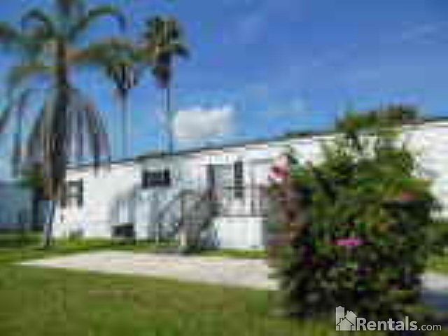 2nd image of 7011 Glen Cove Dr