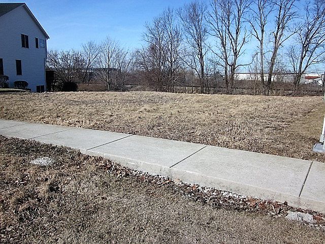 2nd image of 706 O'Toole Dr