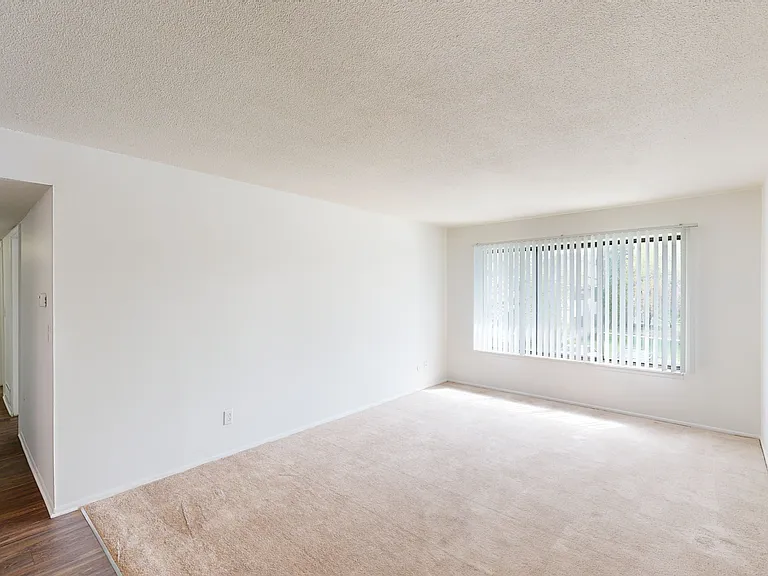 Ravine Apartments — Photo 16