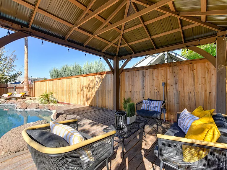 5613 Phlox Ct — Photo 15