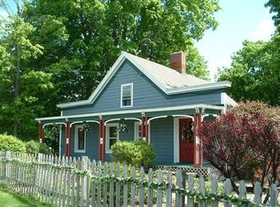 92 Swaggertown Rd, Schenectady, NY 12302