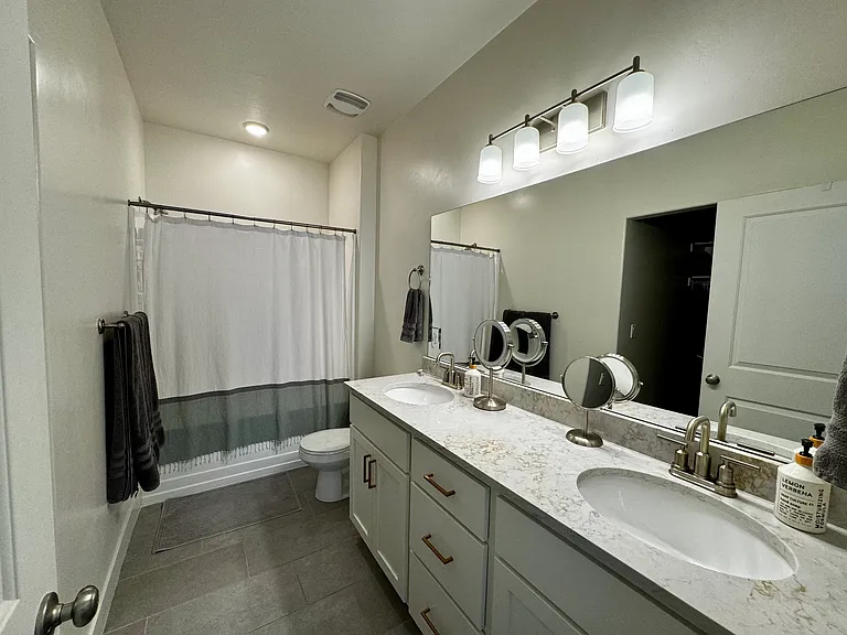785 W Bronze Leaf Rd — Photo 13