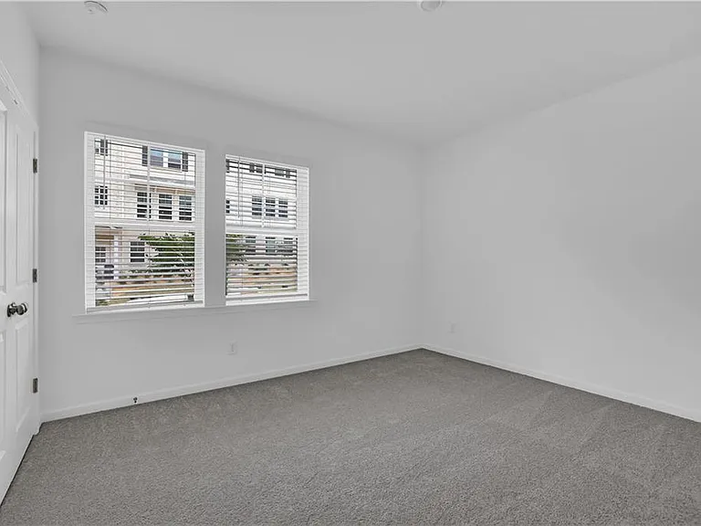 2723 Dreycott Ln — Photo 6
