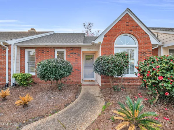 2827 Springfield Drive, Wilmington, NC 28405