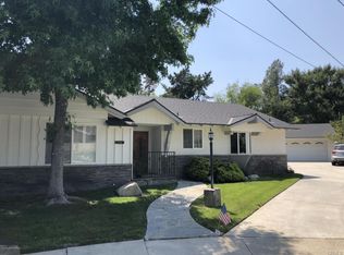 2267 Los Amigos St, La Canada Flintridge, CA 91011