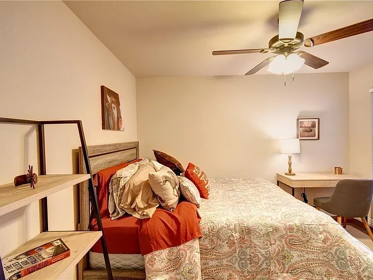 701 S Lillian St #1 — Photo 14
