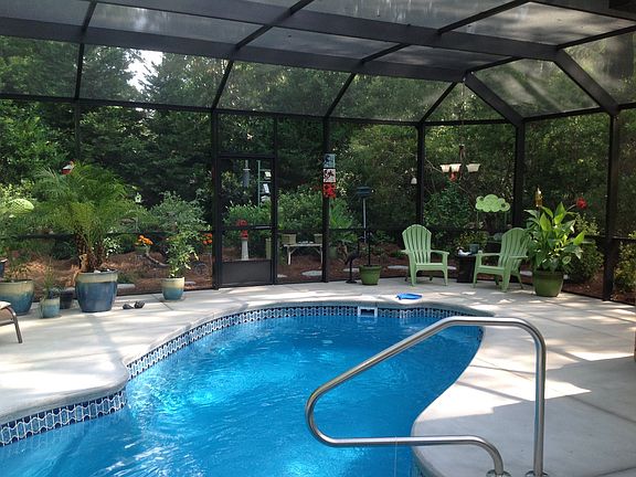 5th image of 2 Calabash Ct
