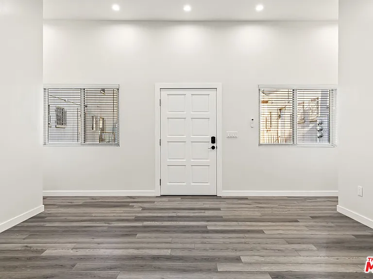 2336 Scarff St #2338 — Photo 4