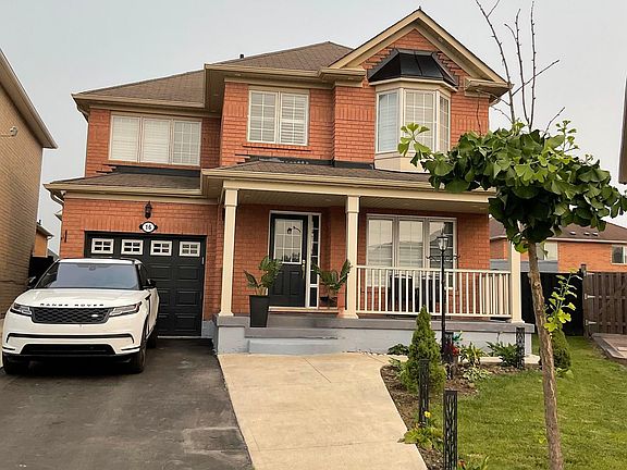 2nd image of 16 Benmore Cres