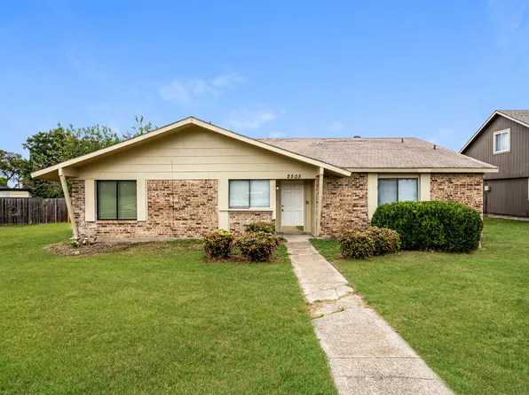 2505 Crown Cir, Garland, TX 75044