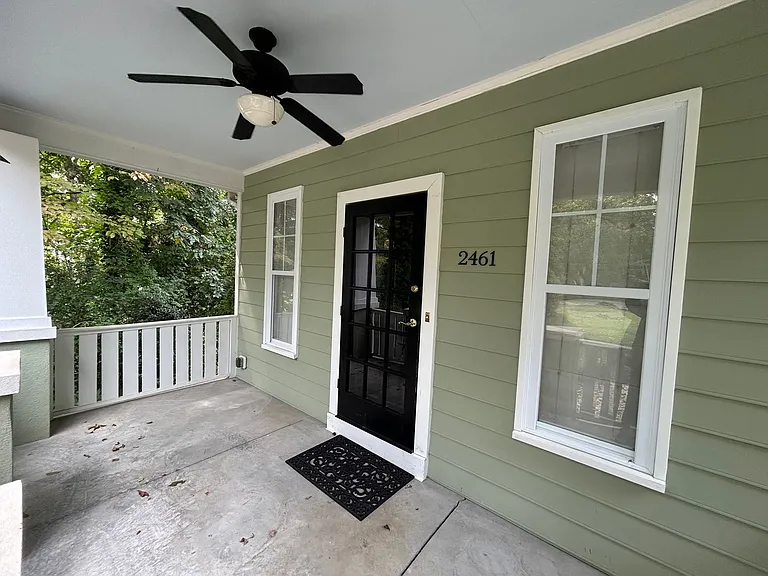 2461 Lyndhurst Ave — Photo 30