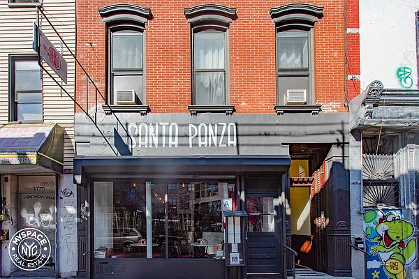 Rented by MySpaceNYC | media 21