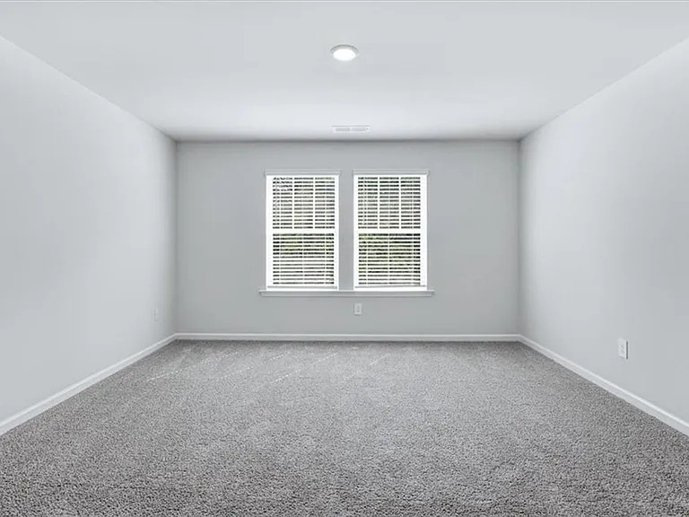 2238 Ashton Dr — Photo 16