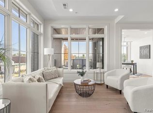 156 N Center St Unit 203, Northville, MI 48167