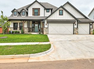 3208 Birchwood Cir, Edmond, OK 73007