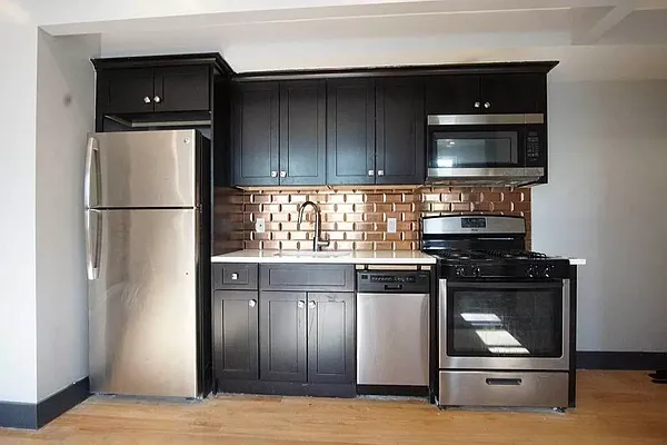 Rented by ERNY LLC | media 23