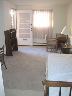 5th image of 1474 Neil Ave APT E