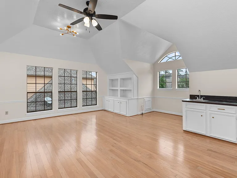 17402 Wilton Park Ct — Photo 35
