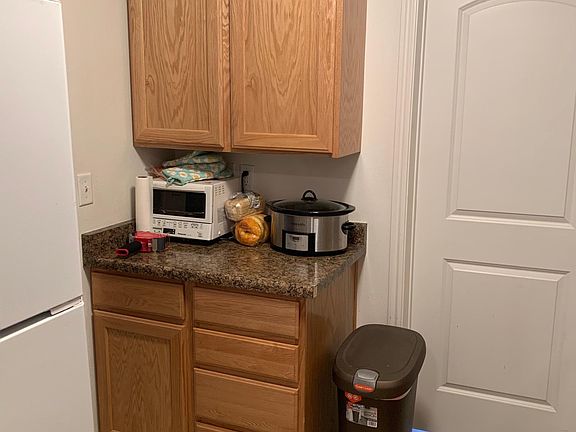 4th image of 1044 E 400 S APT 301A