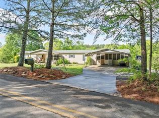 1575 Davis Rd W, Fairmount, GA 30139