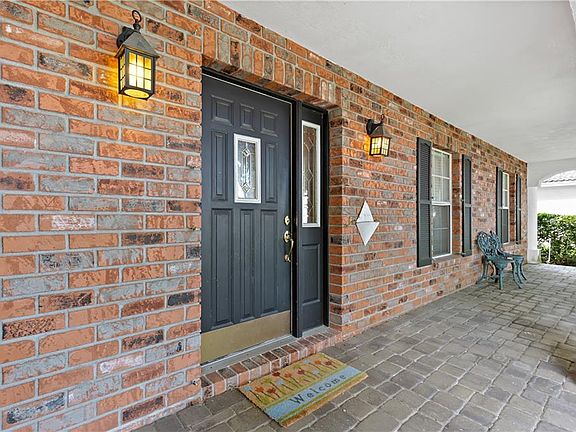 3rd image of 4050 13th Way NE