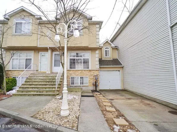 36 Lucy Loop, Staten Island, NY 10312