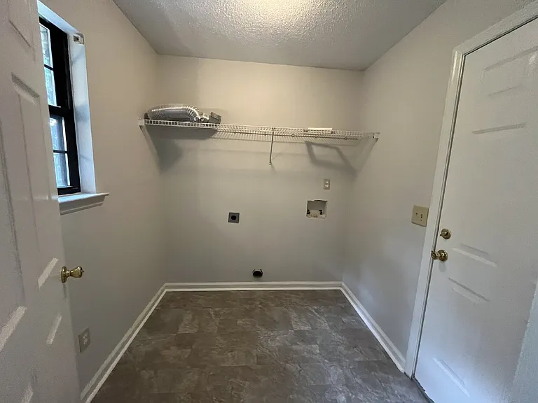 1315 Crossgate Ct — Photo 5